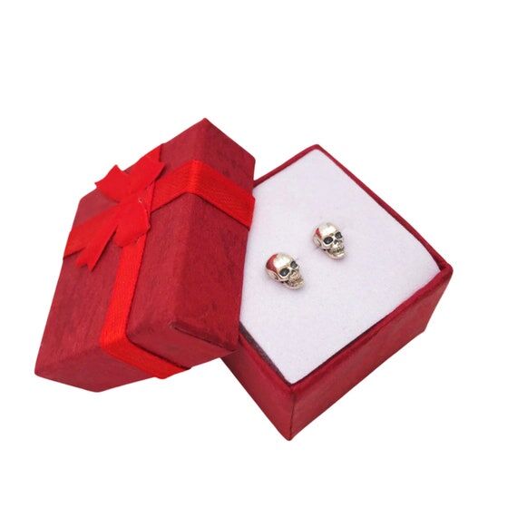 Sterling Silver Human Skull Stud Earrings | G...