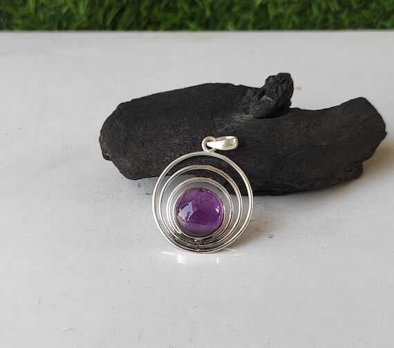 Handmade Oval Amethyst Pendant: 925 Sterling ...