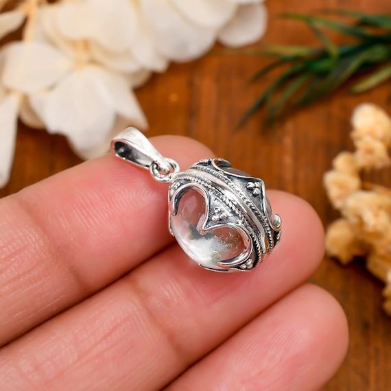 Crystal Ball 925 Sterling Silver Pendant: Spi...