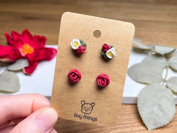 Detailed rose stud earrings set (2 pairs) - h...