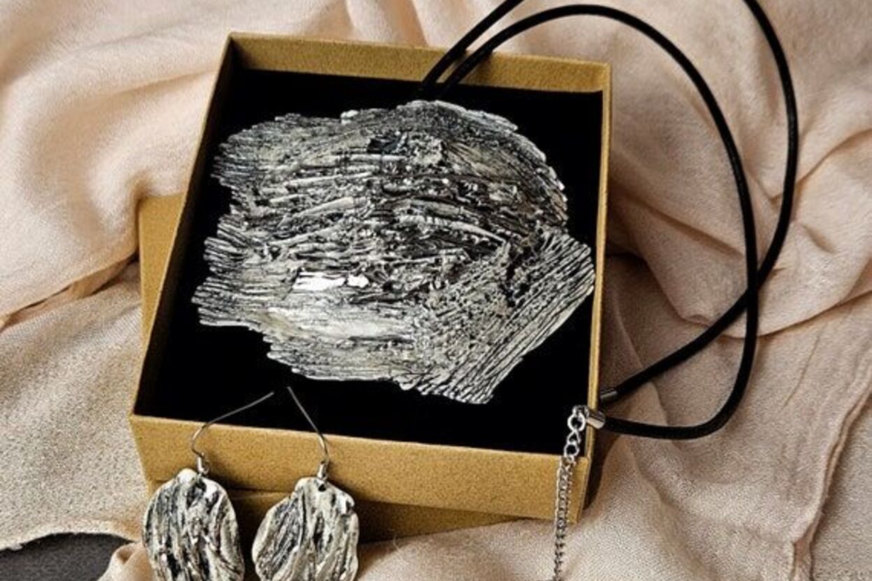 Very Ambitious Jewelry