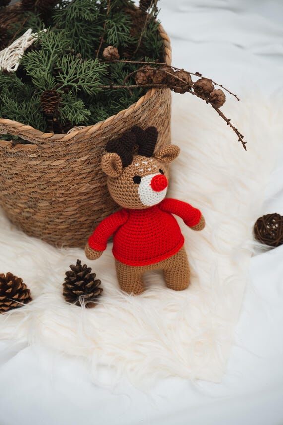 Handmade Knitted Reindeer Toy – Soft Merino...