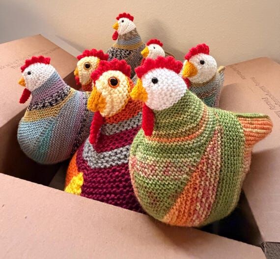 Handmade Knit Pocket Chicken: Emotional Suppo...