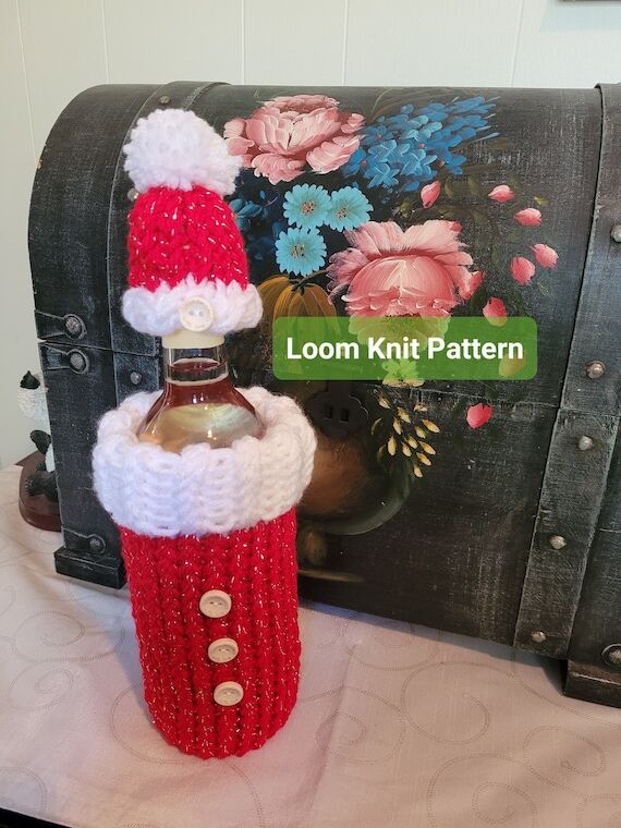 Christmas Wine Cozy and Hat Topper - Loom Kni...