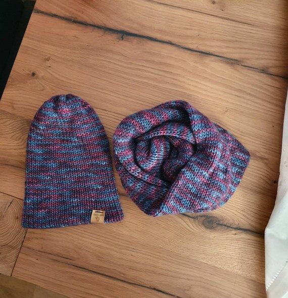 Hat and neck warmer set...