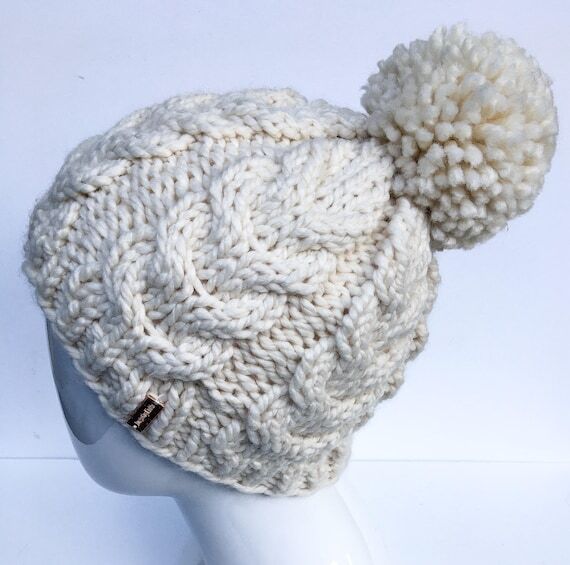 Chunky Cable Knit Slouchy Hat: Cream Lambswoo...