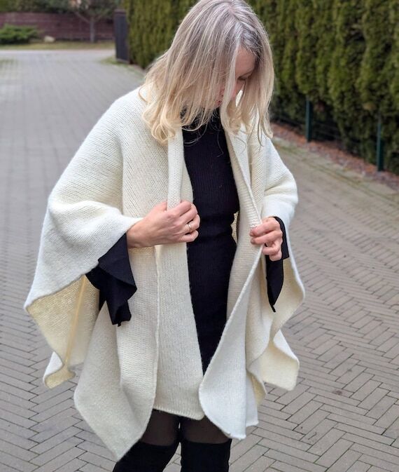 Felted Wool Cape for Women – Oversized Wint...