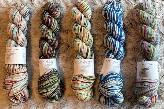 DESTASH Must Stash Hand Dyed Self Striping Fi...
