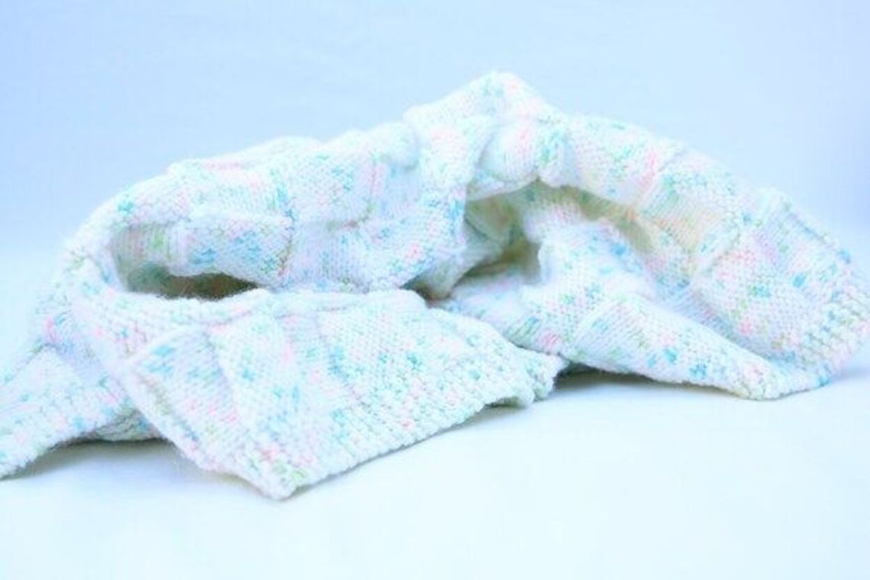 Knitting Knest