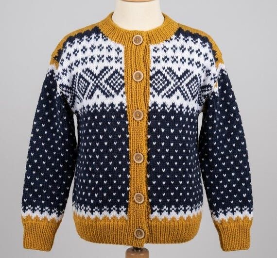 Hand Knitted Nordic Wool Cardigan: Fair Isle ...
