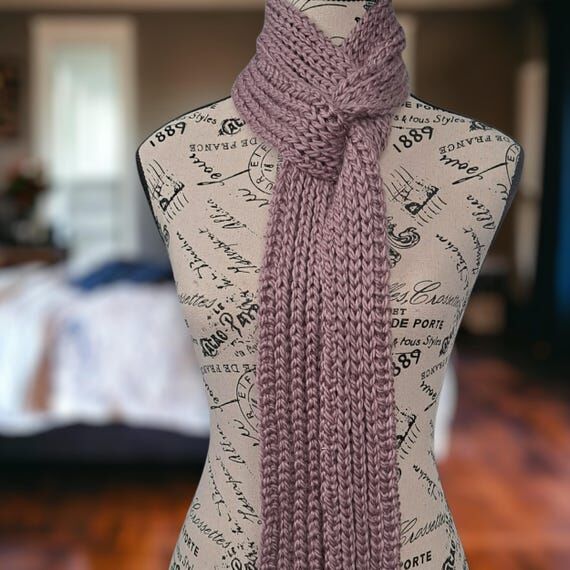 Chunky Knit Skinny Scarf in Hand Knitted Pink...