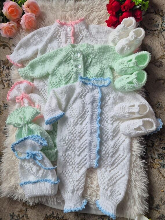 Hand Knitted Baby Outfit Set | Newborn Knit C...