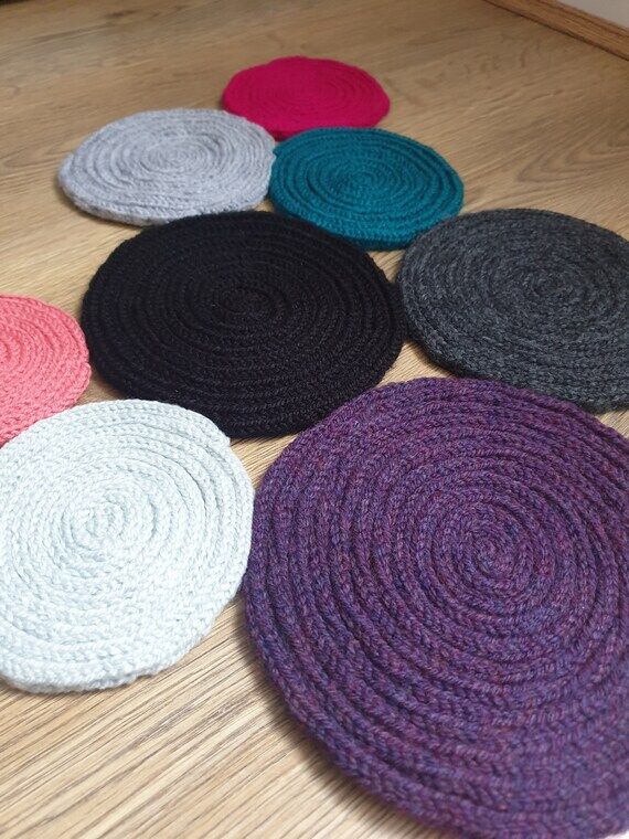 Hand-Knit Acrylic Circle Geometric Fun Colour...
