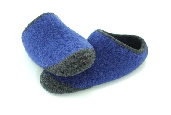 Made to order, men's felted wool slippers, si...