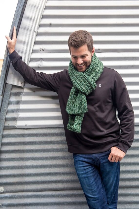 Green Knit Wool Blend Scarf: Mens Winter Acce...
