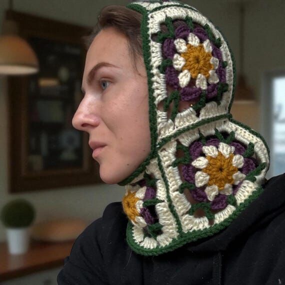 Crochet Balaclava Hood with Daisy and sunflow...