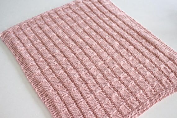 Easy Knit Blanket Knitting Pattern |Lauren Ba...