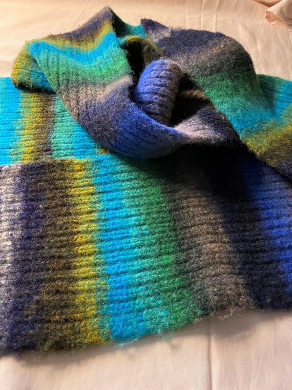 Extremely Warm 100% Wool Hand-made Scarf....