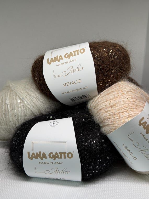 Lana Gatto Venus kitting yarn with sequins, H...