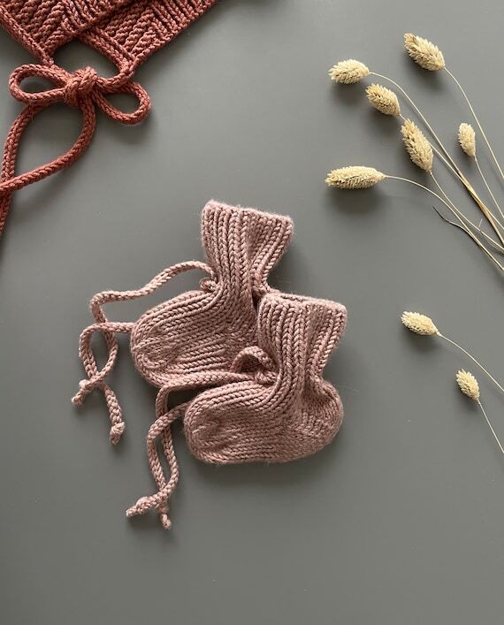Handmade Merino Wool Baby Booties: Knitted Ne...