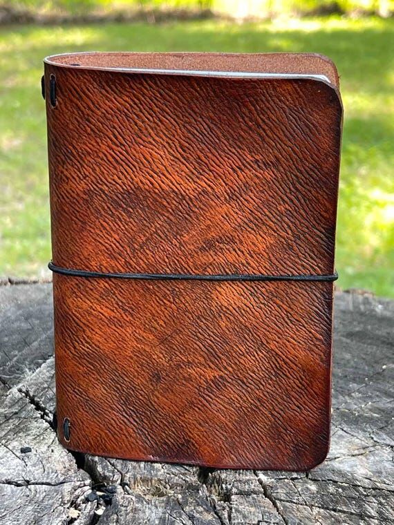 Handmade Textured Leather Traveler’s Notebo...