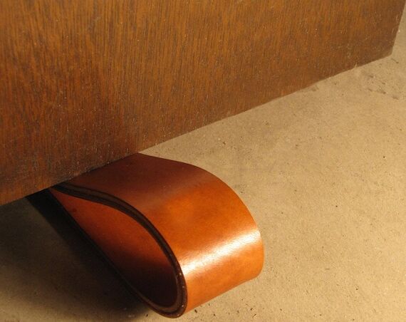 Simple Leather Doorstop: Minimalist Design...