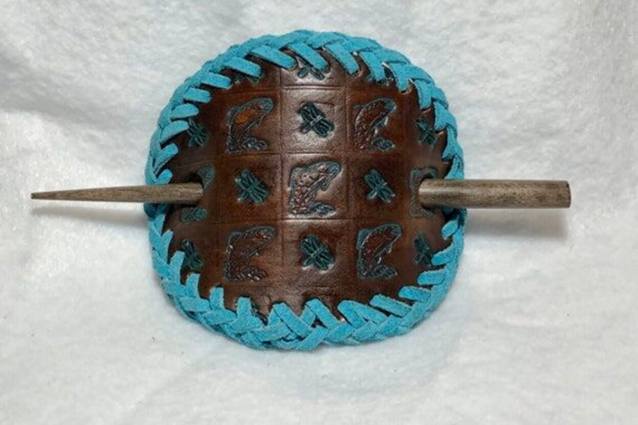 Crafts And Leather