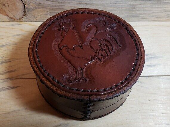 Rooster - Round Leather Keepsake Box - Veget...