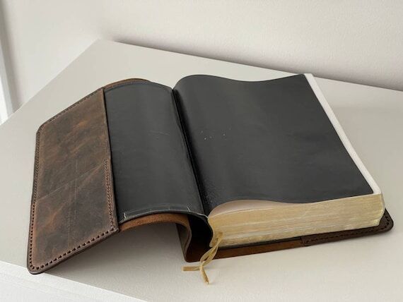 Handcrafted Full Grain Leather Book Cover: Vi...