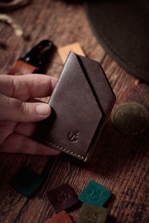 Handmade Leather Card Holder Wallet: Slim &qu...