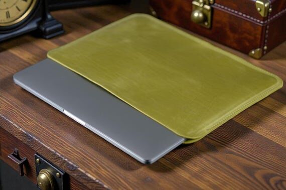 Full Grain Leather Laptop Sleeve - Protective...