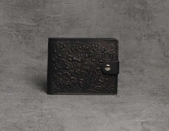 Embossed Black Leather Billfold Wallet: Soft ...