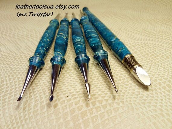 Leather Modeling Spoons: Embossed Carving Too...