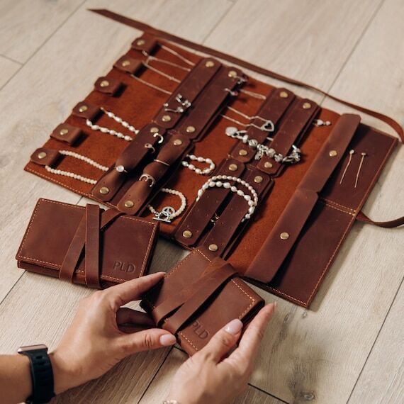 Custom Leather Jewelry Roll – Foldable Trav...