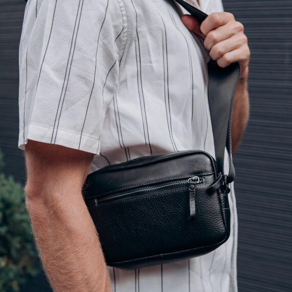 Leather Shoulder Bag for Men – Crossbody Tr...