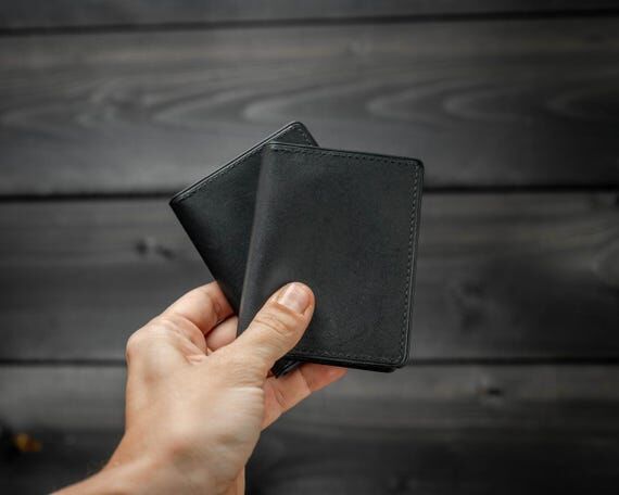 Handmade Horween Palm Wallet - Handcrafted Wa...