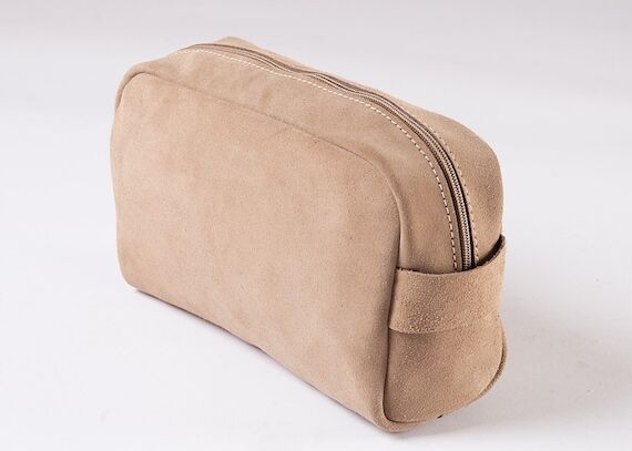 Personalized Leather Toiletry Bag: Men's Trav...