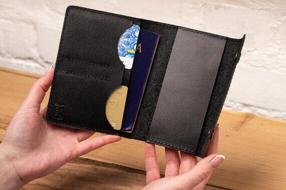 Leather Passport Wallet: Personalized Travel ...