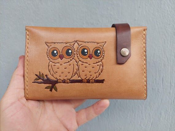 Handmade Leather Owl Wallet: Embossed Card Ho...