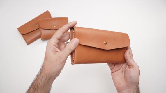 Handmade Leather Wallet – One-of-a-Kind, Le...