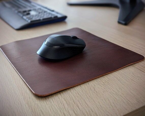 Personalized Leather Mouse Pad – Handmade I...
