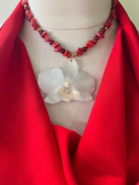 Red Quartzite Beads Preserved Orchid Pendant ...