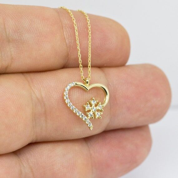 14K Solid Gold Snowflake Heart Necklace: Wint...