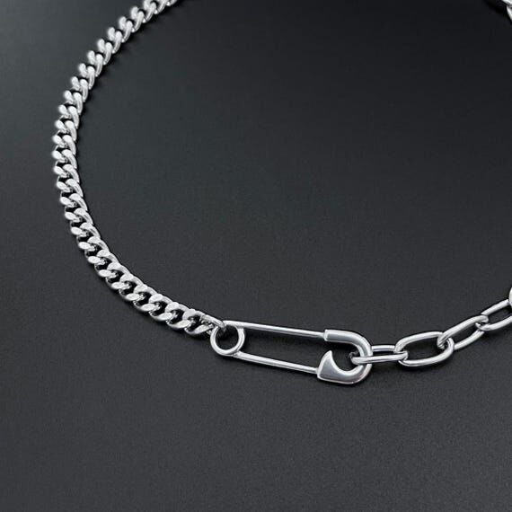 Stainless Steel Safety Pin Chain Necklace: Ha...
