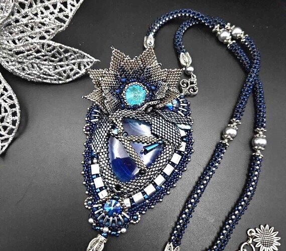 Blue Agate Pendant Necklace, Crystal Beaded F...