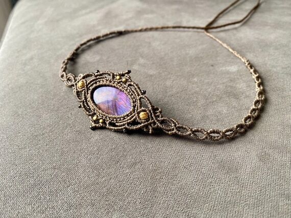 Macrame Choker necklace with Labradorite ston...