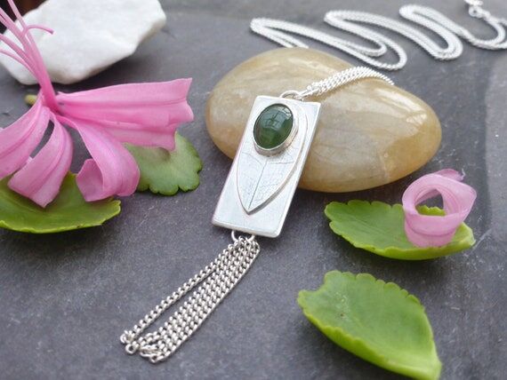 Handmade Sterling Silver Long Necklace: Green...