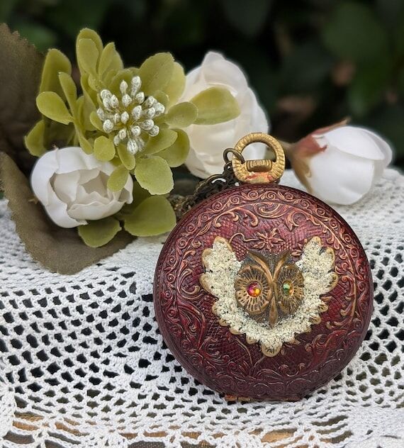 Vintage Hand Painted Brass Owl Locket Necklac...