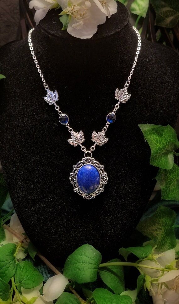 Handmade Antique Silver Lapis Lazuli 'Tharwai...