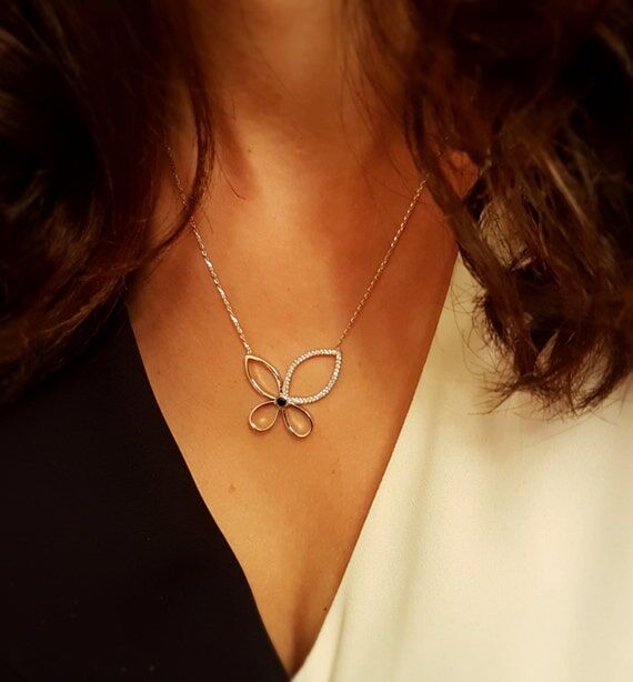 Dainty Simple Diamond Paved Delicate Elegant ...
